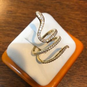 18k yellow gold snake coil ring with cubic zirconia stones